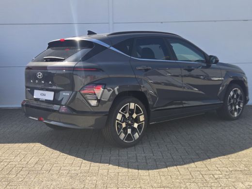 Hyundai Kona Premium 64.8 kWh ** nieuw uit voorraad leverbaar ** ActivLease financial lease