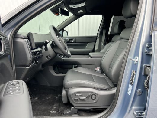 Hyundai Santa Fe 1.6 T-GDI PHEV Black Line 4WD 7p / &euro;5.000-,- korting !  / 288 pk met 1700 KG trekvermogen / 20" /... ActivLease financial lease