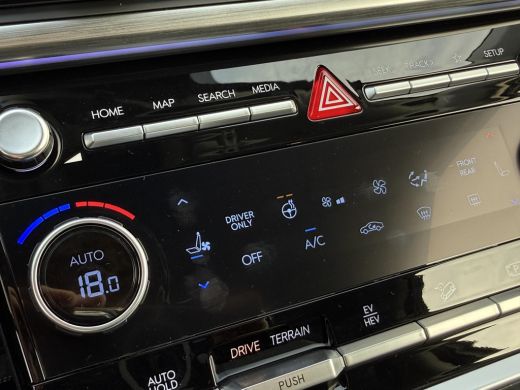 Hyundai Santa Fe 1.6 T-GDI PHEV Premium Plus 4WD 7p / Stoelkoeling / Stuur- & Stoelverwarming / BOSE Audio / Zwart... ActivLease financial lease