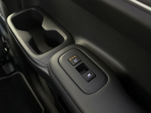 Hyundai Santa Fe 1.6 T-GDI PHEV Premium Plus 4WD 7p / Stoelkoeling / Stuur- & Stoelverwarming / BOSE Audio / Zwart... ActivLease financial lease