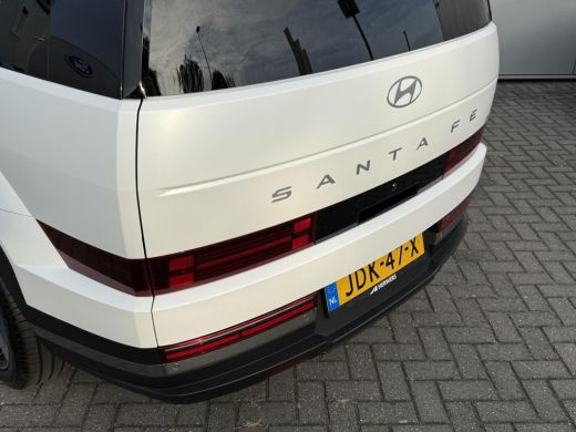 Hyundai Santa Fe 1.6 T-GDI PHEV Premium Plus 4WD 7p / Stoelkoeling / Stuur- & Stoelverwarming / BOSE Audio / Zwart... ActivLease financial lease