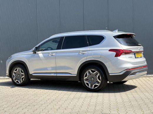 Hyundai Santa Fe 1.6 T-GDI PHEV Premium Sky 7p. SOH 100% / Elektrisch glazen panorama-dak / Automaat / All-season ... ActivLease financial lease