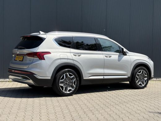 Hyundai Santa Fe 1.6 T-GDI PHEV Premium Sky 7p. SOH 100% / Elektrisch glazen panorama-dak / Automaat / All-season ... ActivLease financial lease