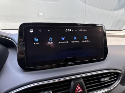 Hyundai Santa Fe 1.6 T-GDI PHEV Premium Sky 7p. SOH 100% / Elektrisch glazen panorama-dak / Automaat / All-season ... ActivLease financial lease