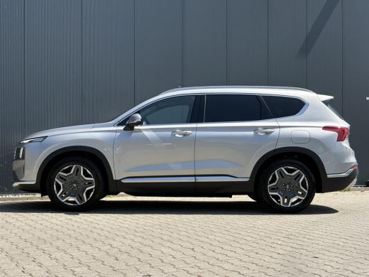 Hyundai Santa Fe 1.6 T-GDI PHEV Premium Sky 7p. SOH 100% / Elektrisch glazen panorama-dak / Automaat / All-season ... ActivLease financial lease