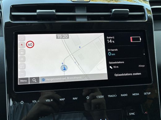 Hyundai Tucson 1.6 T-GDI PHEV Comfort 4WD / Premium Lederen Bekleding / Dealer Onderhouden / Stoel-/Stuurverwarm... ActivLease financial lease