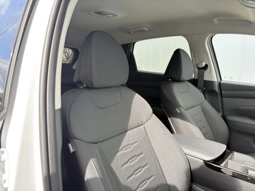 Hyundai Tucson 1.6 T-GDI PHEV Comfort / Uit Voorraad Leverbaar / Navigatie / Cruise Control Adaptief / ActivLease financial lease