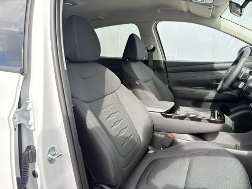 Hyundai Tucson 1.6 T-GDI PHEV Comfort / Uit Voorraad Leverbaar / Navigatie / Cruise Control Adaptief / ActivLease financial lease