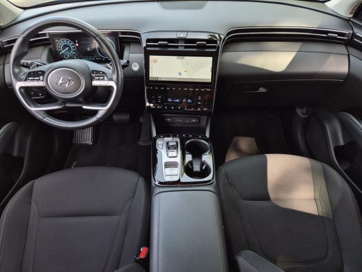 Hyundai Tucson 1.6 T-GDI PHEV Comfort Smart 4WD / Dealer onderhouden / Fabrieksgarantie tot 05-2027 / All season... ActivLease financial lease