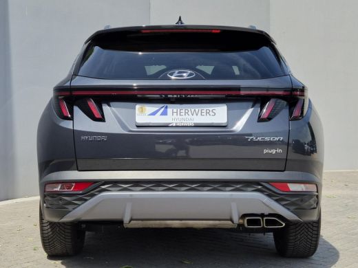 Hyundai Tucson 1.6 T-GDI PHEV Comfort Smart 4WD / Dealer onderhouden / Fabrieksgarantie tot 05-2027 / All season... ActivLease financial lease