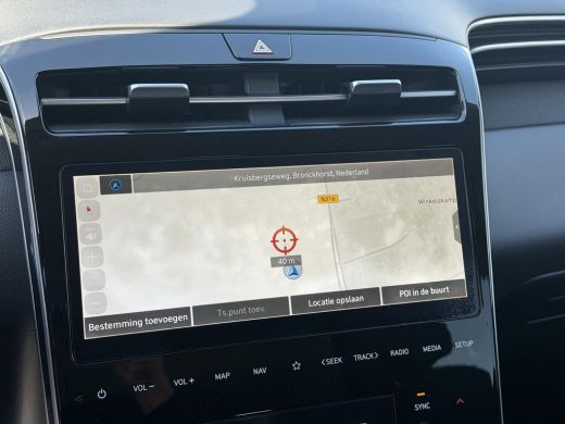 Hyundai Tucson 1.6 T-GDI PHEV Comfort Smart 4WD / Dealer Onderhouden / Fabrieksgarantie tot 9-2028 / Navigatie /... ActivLease financial lease