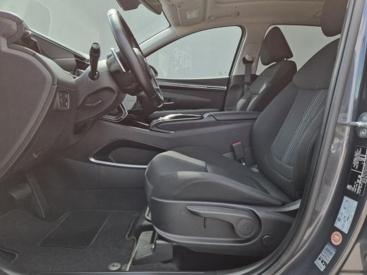 Hyundai Tucson 1.6 T-GDI PHEV Comfort Smart 4WD / Fabrieksgarantie tot 02-2029 / Dealer onderhouden / Glazen sch... ActivLease financial lease