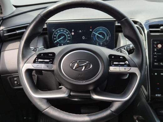 Hyundai Tucson 1.6 T-GDI PHEV Comfort Smart 4WD / Fabrieksgarantie tot 02-2029 / Dealer onderhouden / Glazen sch... ActivLease financial lease