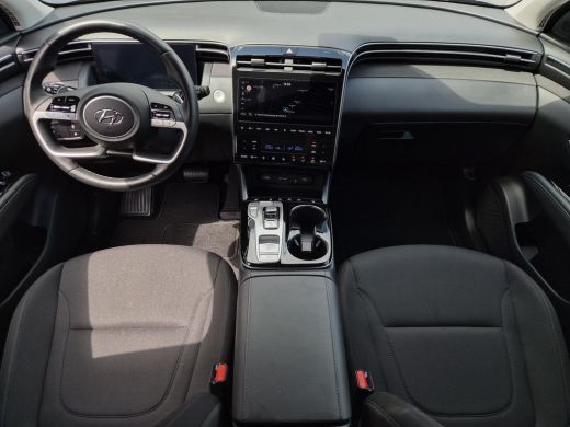 Hyundai Tucson 1.6 T-GDI PHEV Comfort Smart 4WD / Fabrieksgarantie tot 02-2029 / Dealer onderhouden / Glazen sch... ActivLease financial lease