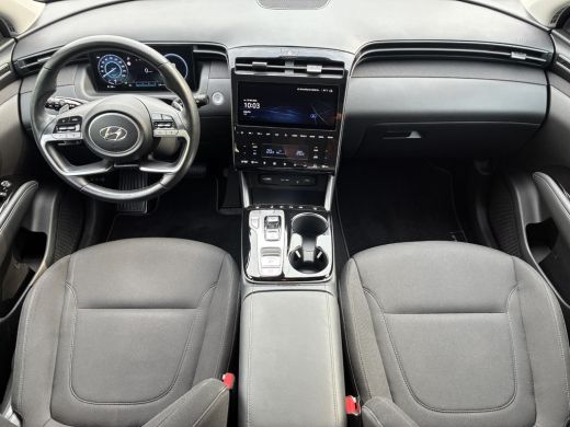 Hyundai Tucson 1.6 T-GDI PHEV Comfort Smart 4WD / Fabrieksgarantie tot 05-2027 / Dealer onderhouden / Navigatie ... ActivLease financial lease