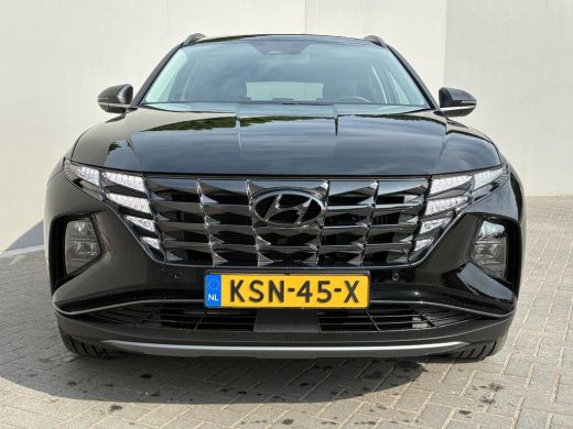 Hyundai Tucson 1.6 T-GDI PHEV Comfort Smart 4WD / Fabrieksgarantie tot 05-2027 / Dealer onderhouden / Navigatie ... ActivLease financial lease