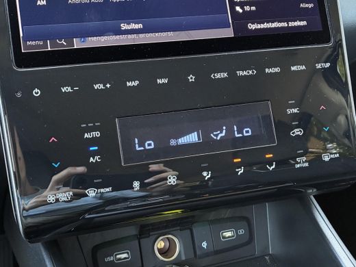 Hyundai Tucson 1.6 T-GDI PHEV Comfort Smart 4WD / Fabrieksgarantie tot 05-2027 / Dealer onderhouden / Navigatie ... ActivLease financial lease