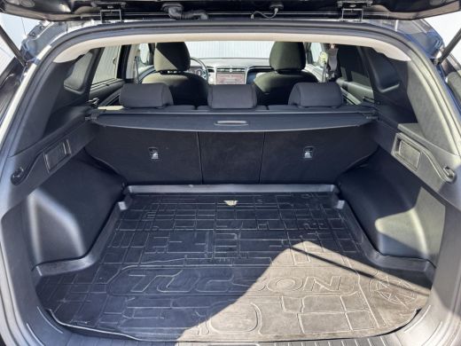 Hyundai Tucson 1.6 T-GDI PHEV Comfort Smart 4WD / Pano Dak / 19" LM / Stoelverwarming / ActivLease financial lease