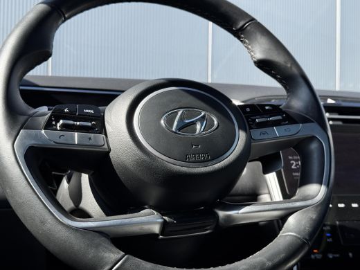 Hyundai Tucson 1.6 T-GDI PHEV Comfort Smart 4WD / Pano Dak / 19" LM / Stoelverwarming / ActivLease financial lease