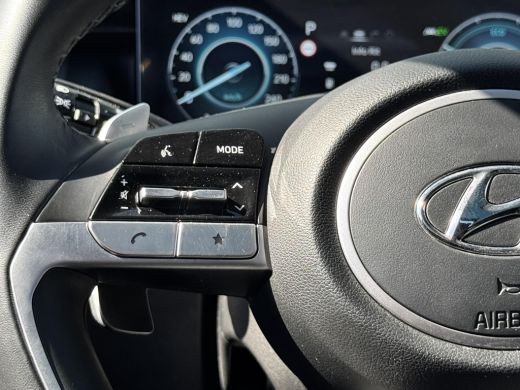 Hyundai Tucson 1.6 T-GDI PHEV Comfort Smart 4WD / Pano Dak / 19" LM / Stoelverwarming / ActivLease financial lease