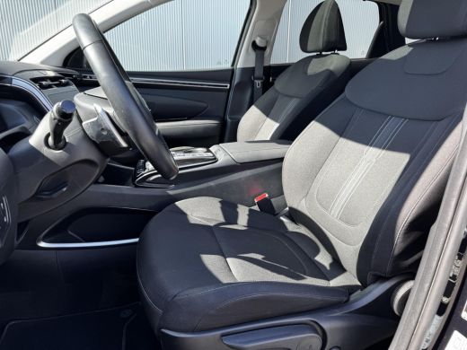 Hyundai Tucson 1.6 T-GDI PHEV Comfort Smart 4WD / Pano Dak / 19" LM / Stoelverwarming / ActivLease financial lease