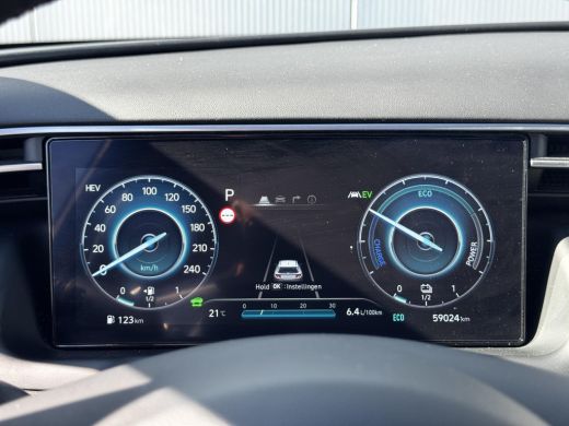 Hyundai Tucson 1.6 T-GDI PHEV Comfort Smart 4WD / Pano Dak / 19" LM / Stoelverwarming / ActivLease financial lease