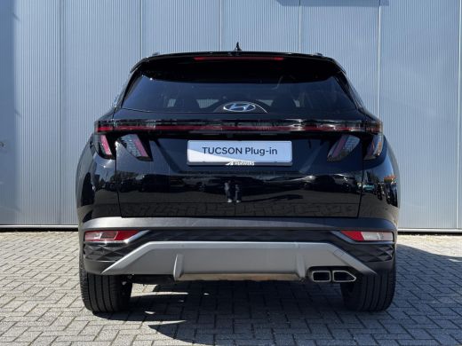 Hyundai Tucson 1.6 T-GDI PHEV Comfort Smart 4WD / Pano Dak / 19" LM / Stoelverwarming / ActivLease financial lease