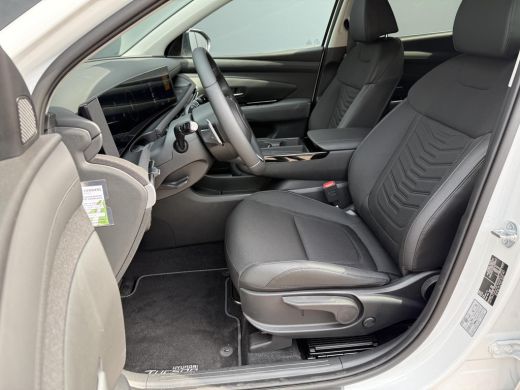 Hyundai Tucson 1.6 T-GDI PHEV Comfort Smart / Elektrische Achterklep / Stoel+Stuur Verwarming / Achteruitrij Cam... ActivLease financial lease