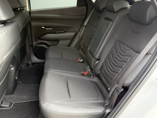 Hyundai Tucson 1.6 T-GDI PHEV Comfort Smart / Elektrische Achterklep / Stoel+Stuur Verwarming / Achteruitrij Cam... ActivLease financial lease