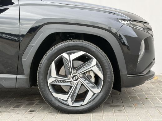 Hyundai Tucson 1.6 T-GDI PHEV Comfort Smart Sky 4WD / Dealer Onderhouden / SOH 100% / Panoramadak / Adaptief Cru... ActivLease financial lease