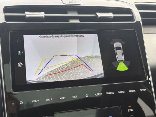 Hyundai Tucson 1.6 T-GDI PHEV Comfort Smart Sky 4WD / Dealer Onderhouden / SOH 100% / Panoramadak / Adaptief Cru... ActivLease financial lease