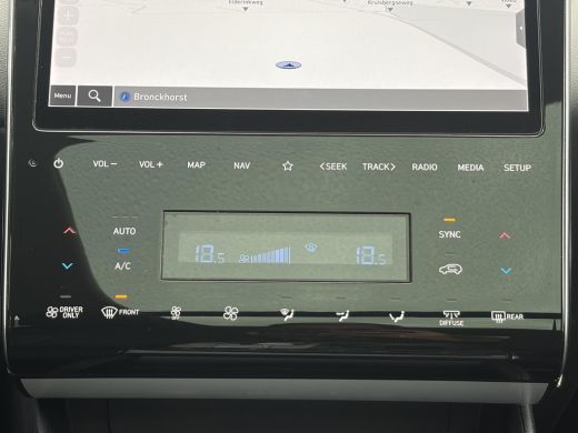 Hyundai Tucson 1.6 T-GDI PHEV Comfort Smart Sky 4WD / Dealer Onderhouden / SOH 100% / Panoramadak / Adaptief Cru... ActivLease financial lease
