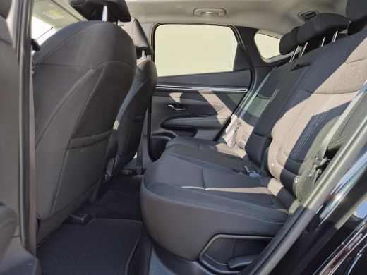 Hyundai Tucson 1.6 T-GDI PHEV Comfort Smart Sky 4WD / Dealeronderhouden / Fabrieksgarantie tot 06-2027 / Glazen ... ActivLease financial lease