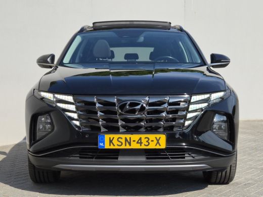 Hyundai Tucson 1.6 T-GDI PHEV Comfort Smart Sky 4WD / Dealeronderhouden / Fabrieksgarantie tot 06-2027 / Glazen ... ActivLease financial lease