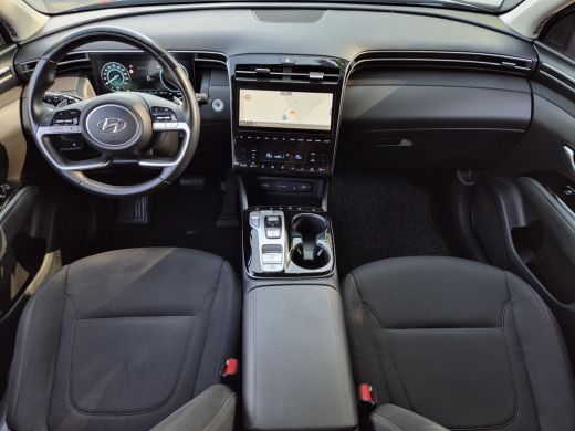 Hyundai Tucson 1.6 T-GDI PHEV Comfort Smart Sky 4WD / Dealeronderhouden / Fabrieksgarantie tot 06-2027 / Glazen ... ActivLease financial lease