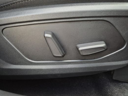 Hyundai Tucson 1.6 T-GDI PHEV Premium 4WD / Fabrieksgarantie tot 10-2027 / Dealer onderhouden / Trekgewicht 1350... ActivLease financial lease