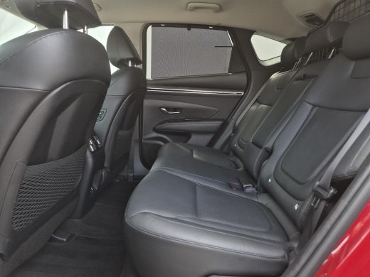 Hyundai Tucson 1.6 T-GDI PHEV Premium 4WD / Fabrieksgarantie tot 10-2027 / Dealer onderhouden / Trekgewicht 1350... ActivLease financial lease
