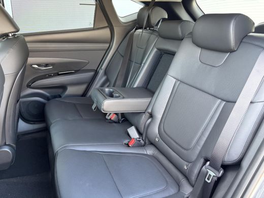 Hyundai Tucson 1.6 T-GDI PHEV Premium ** Nieuw uit voorraad leverbaar ** ActivLease financial lease