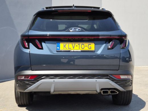 Hyundai Tucson 1.6 T-GDI PHEV Premium Sky 4WD / Glazen schuif- en kanteldak / Rondomzicht camera / Trekgewicht 1... ActivLease financial lease