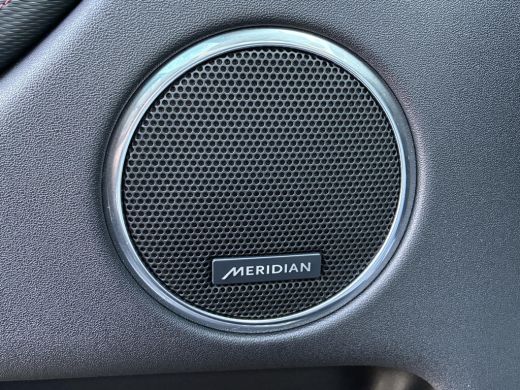 Land Rover Discovery Sport P300e 1.5 R-Dynamic HSE / Dealer Onderhouden / NL auto / Afneembare Trekhaak (1.600KG) / PHEV / A... ActivLease financial lease