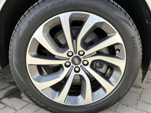 Land Rover Discovery Sport P300e 1.5 R-Dynamic HSE / Dealer Onderhouden / NL auto / Afneembare Trekhaak (1.600KG) / PHEV / A... ActivLease financial lease