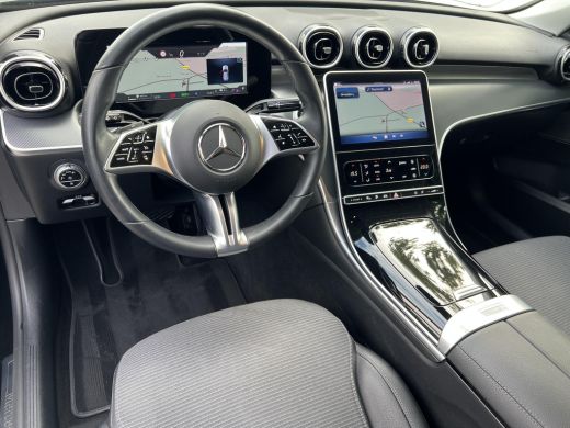 Mercedes-Benz C-Klasse Estate 300 e Luxury Line / Dealer onderhouden / 1.800 kg elektrische trekhaak / Elektrische stoel... ActivLease financial lease