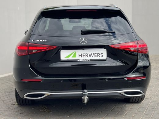 Mercedes-Benz C-Klasse Estate 300 e Luxury Line / Dealer onderhouden / 1.800 kg elektrische trekhaak / Elektrische stoel... ActivLease financial lease