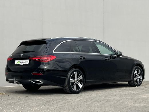 Mercedes-Benz C-Klasse Estate 300 e Luxury Line / Dealer onderhouden / 1.800 kg elektrische trekhaak / Elektrische stoel... ActivLease financial lease