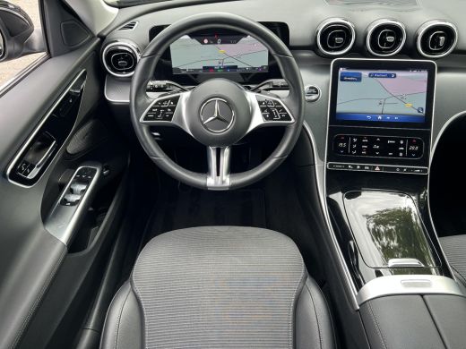Mercedes-Benz C-Klasse Estate 300 e Luxury Line / Dealer onderhouden / 1.800 kg elektrische trekhaak / Elektrische stoel... ActivLease financial lease