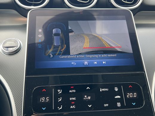 Mercedes-Benz C-Klasse Estate 300 e Luxury Line / Dealer onderhouden / 1.800 kg elektrische trekhaak / Elektrische stoel... ActivLease financial lease