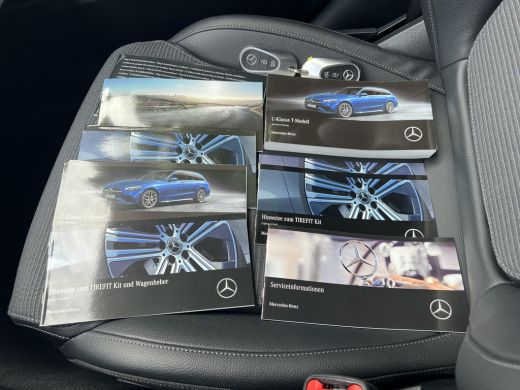 Mercedes-Benz C-Klasse Estate 300 e Luxury Line / Dealer onderhouden / 1.800 kg elektrische trekhaak / Elektrische stoel... ActivLease financial lease