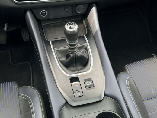 Nissan QASHQAI 1.3 MHEV Tekna / Trekhaak 1.400 KG / NL Auto / Voorruitverwarming / Panoramadak / Stoel- & Stuurv... ActivLease financial lease
