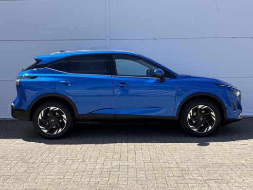 Nissan QASHQAI 1.3 MHEV Xtronic N-Connecta / Trekhaak (  1800 kg ) / Airco (automatisch) / Lichtmetalen velgen 1... ActivLease financial lease