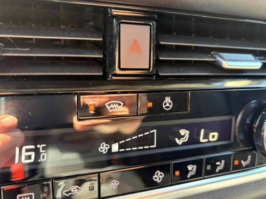 Nissan QASHQAI 1.3 MHEV Xtronic N-Connecta / Trekhaak (  1800 kg ) / Airco (automatisch) / Lichtmetalen velgen 1... ActivLease financial lease